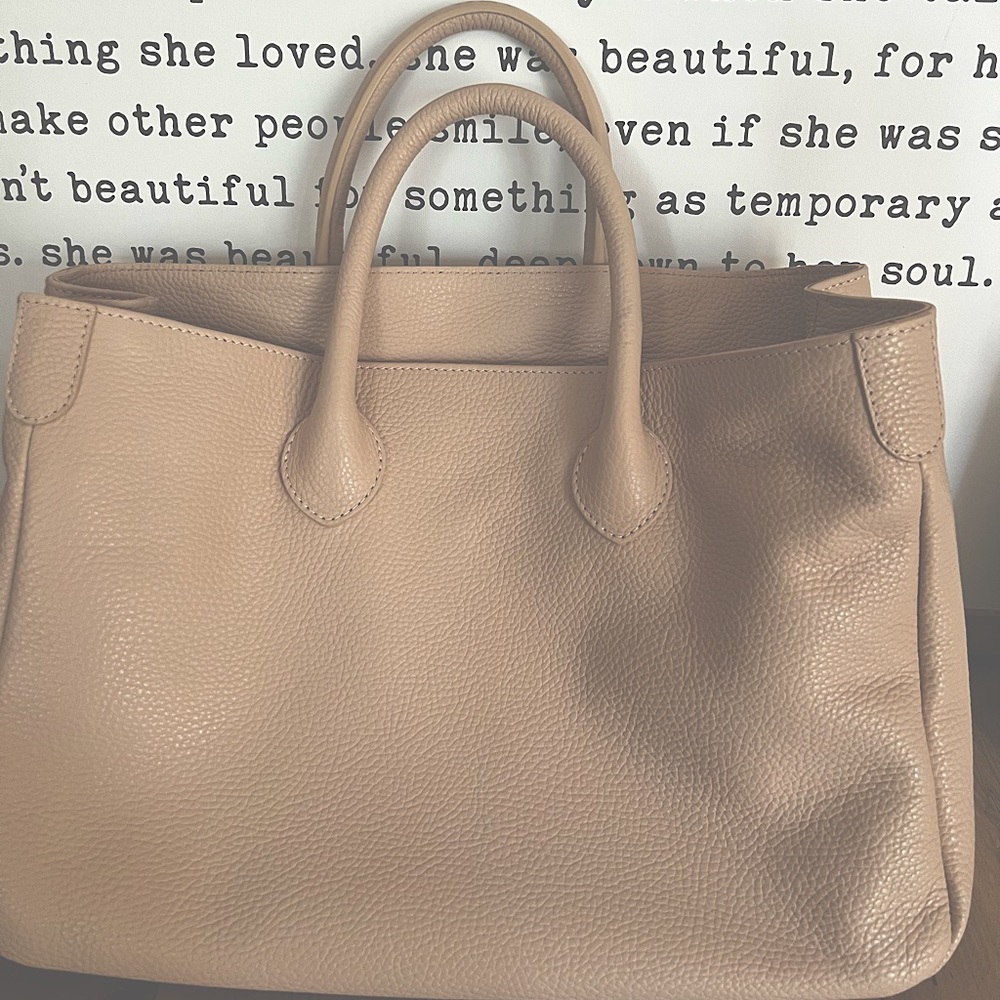 BEAUTIFUL Mark & Graham Elisabetta pebbled leather satchel.  NEW/no tags